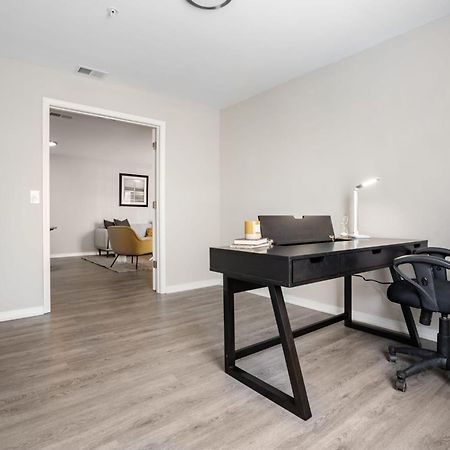 One Bedroom Apartment Near Downtown Raleigh Exterior photo