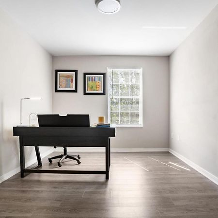 One Bedroom Apartment Near Downtown Raleigh Exterior photo