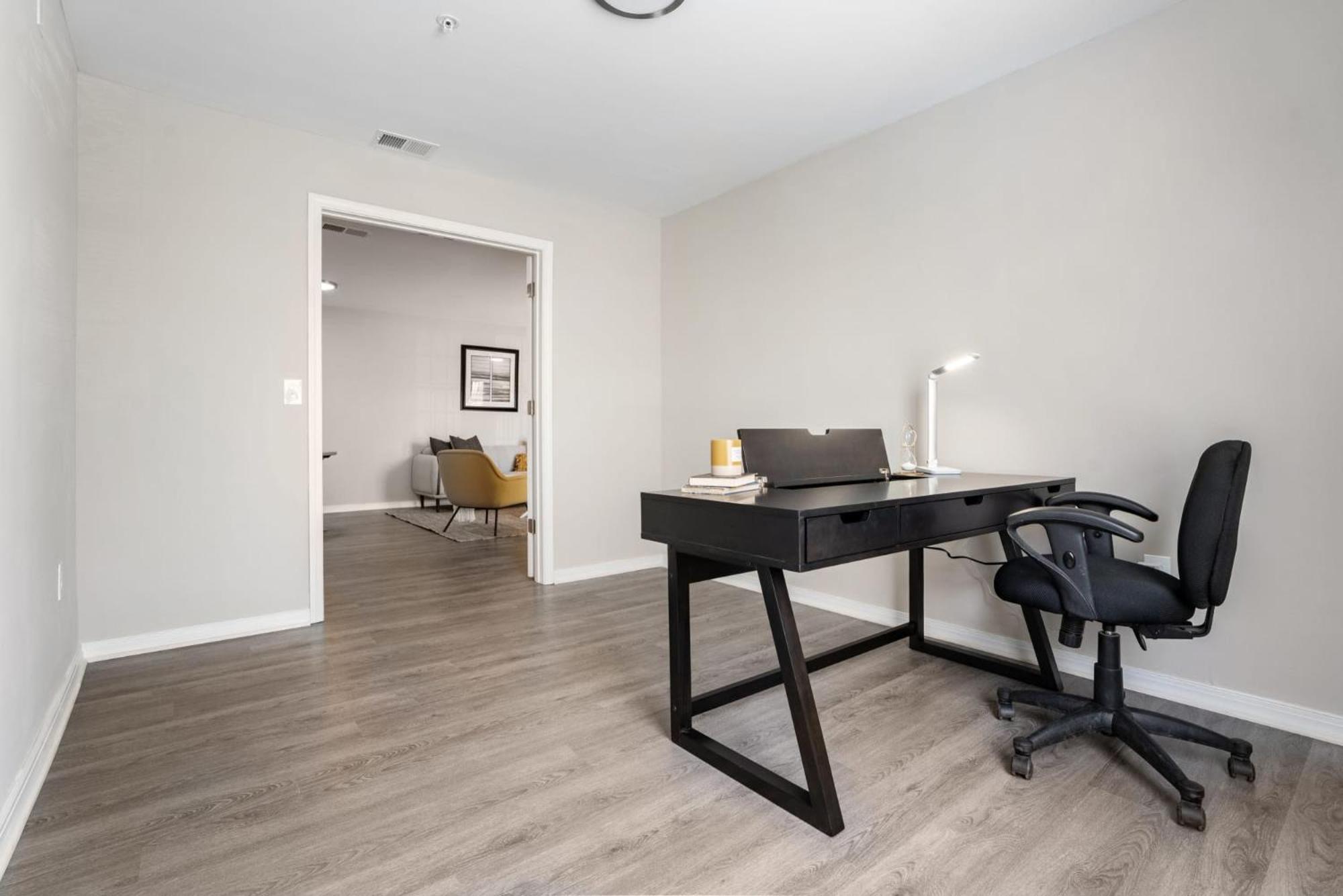 One Bedroom Apartment Near Downtown Raleigh Exterior photo
