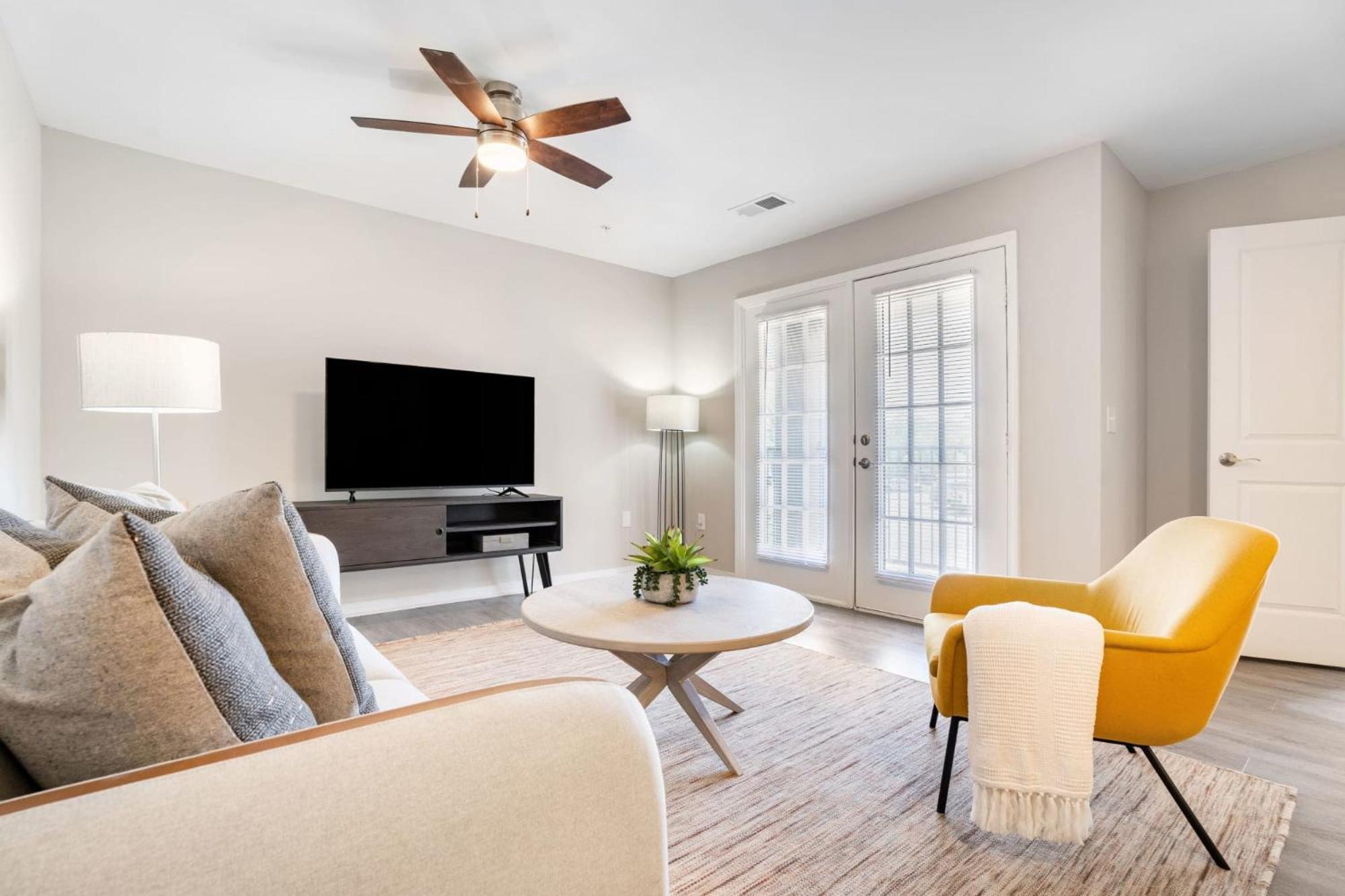 One Bedroom Apartment Near Downtown Raleigh Exterior photo