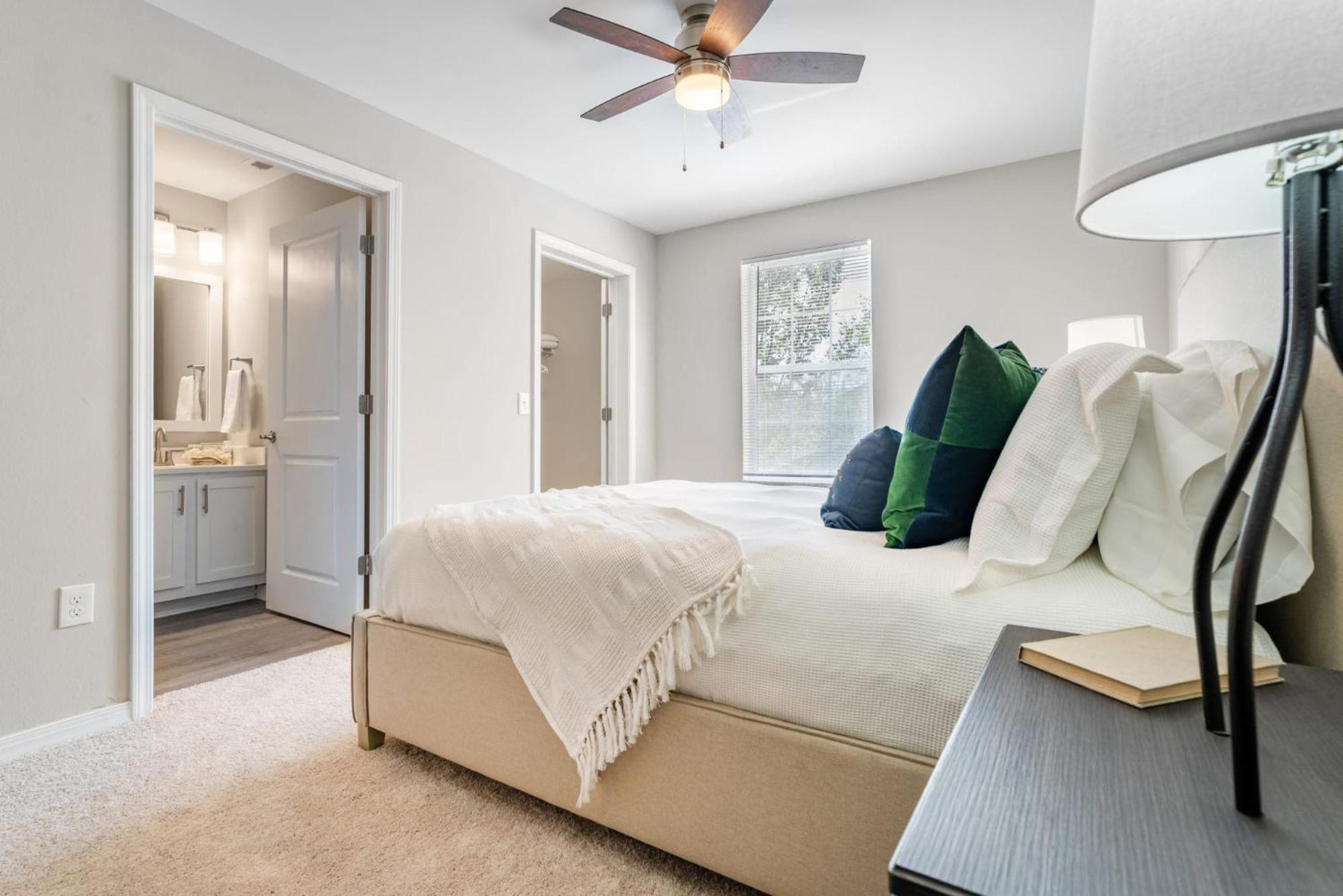 One Bedroom Apartment Near Downtown Raleigh Exterior photo