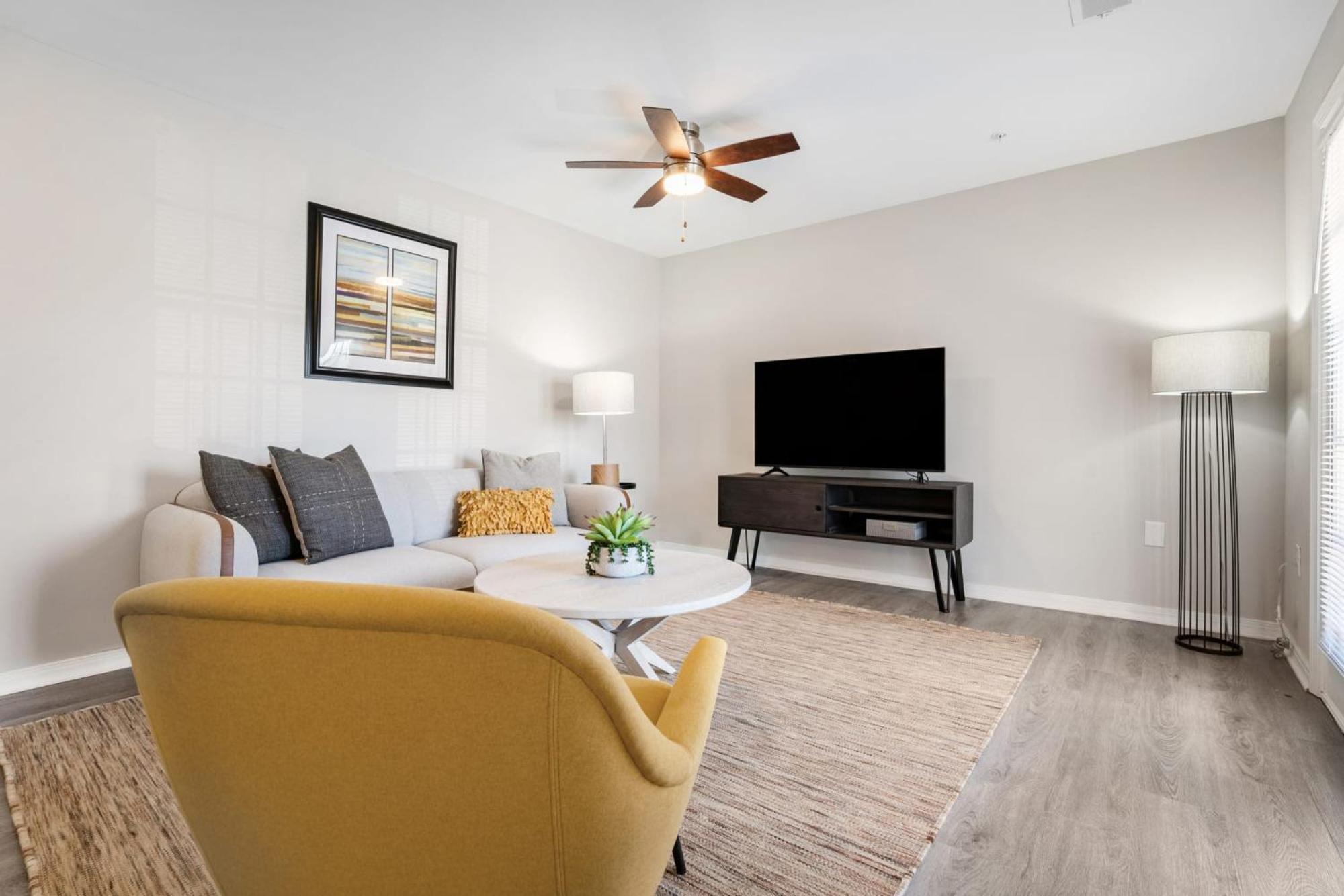 One Bedroom Apartment Near Downtown Raleigh Exterior photo